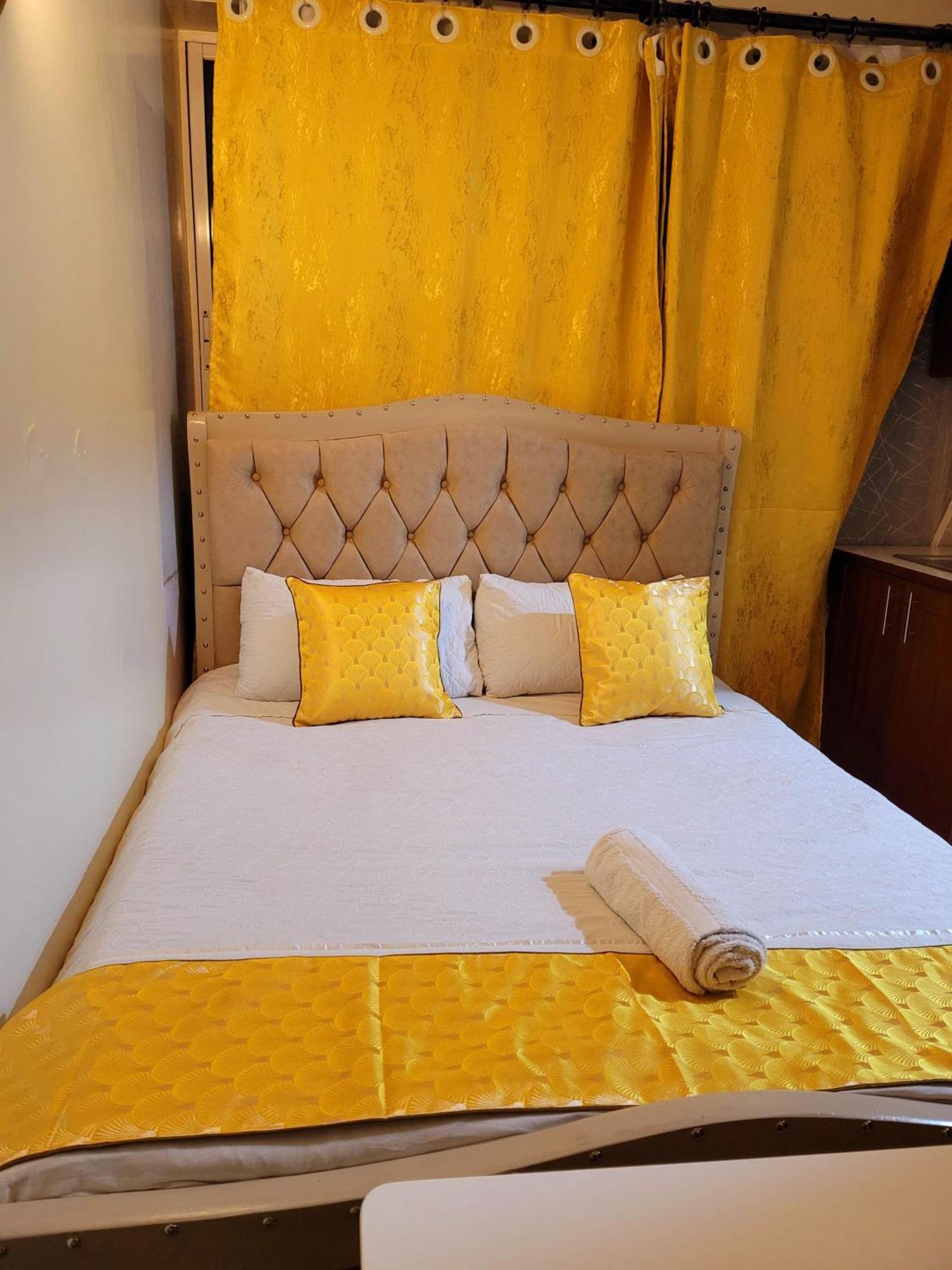 Sunrise Blue Moon B&B ไนโรบี ภายนอก รูปภาพ
